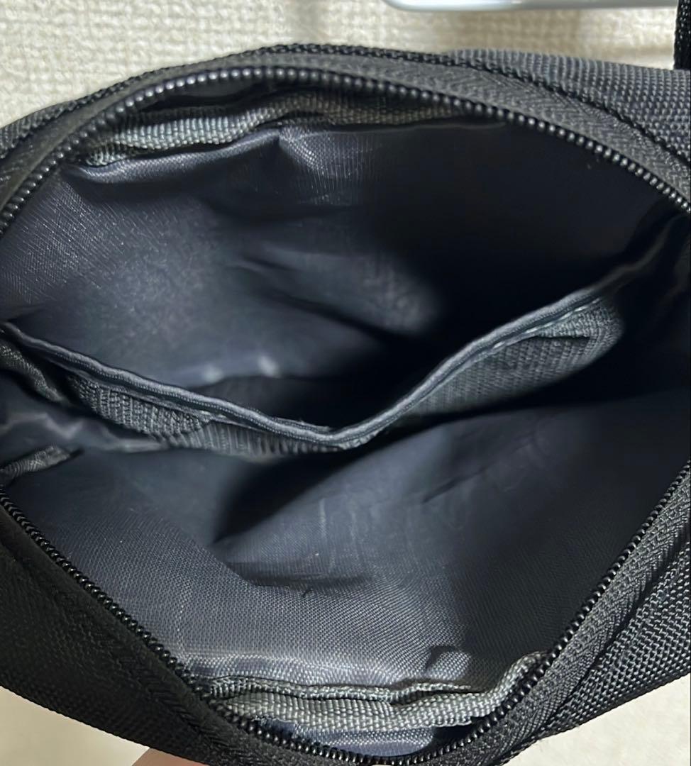 supreme シュプリームショルダーバック ※出品2月14日まで