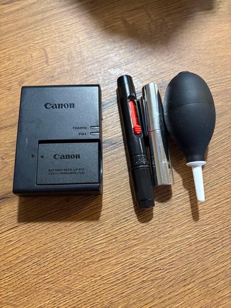 Canon EOS RP ミラーレスカメラ 35mmレンズセット　バッ