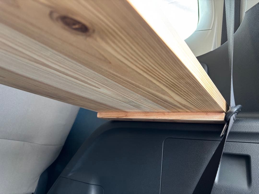 新型シエンタ10系専用 杉無垢材ラゲッジボード &車中泊テーブル