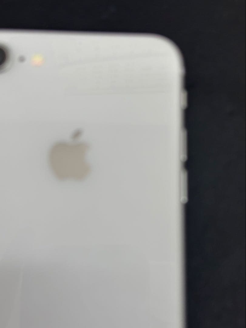 iPhone8 64GB Apple SIMロック解除済 SIMフリー シルバー