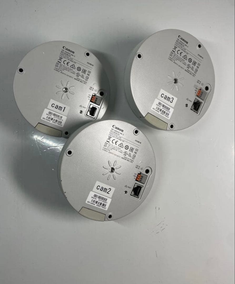 ソニーとキヤノンのドームカメラ