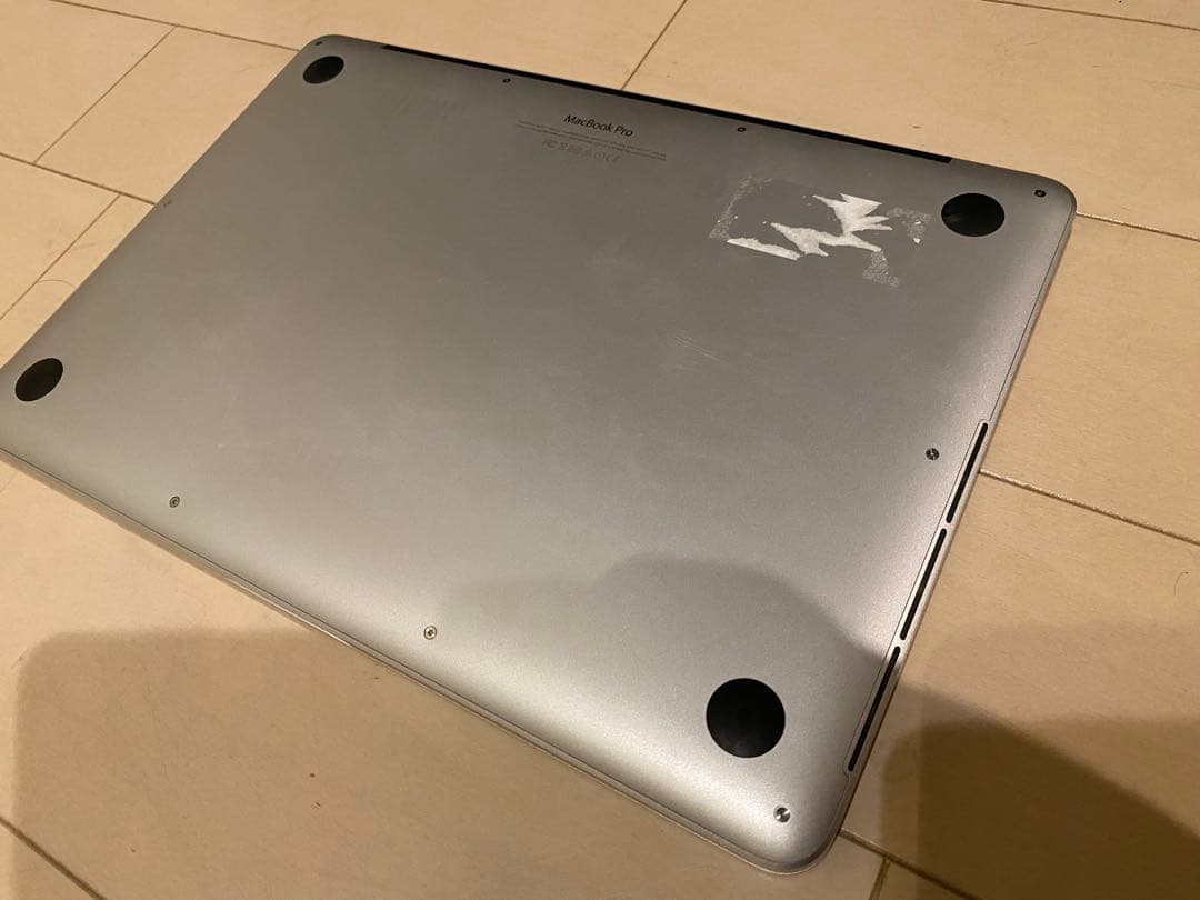 Macbook Pro 2015 13インチ 16GB/256GB シルバー