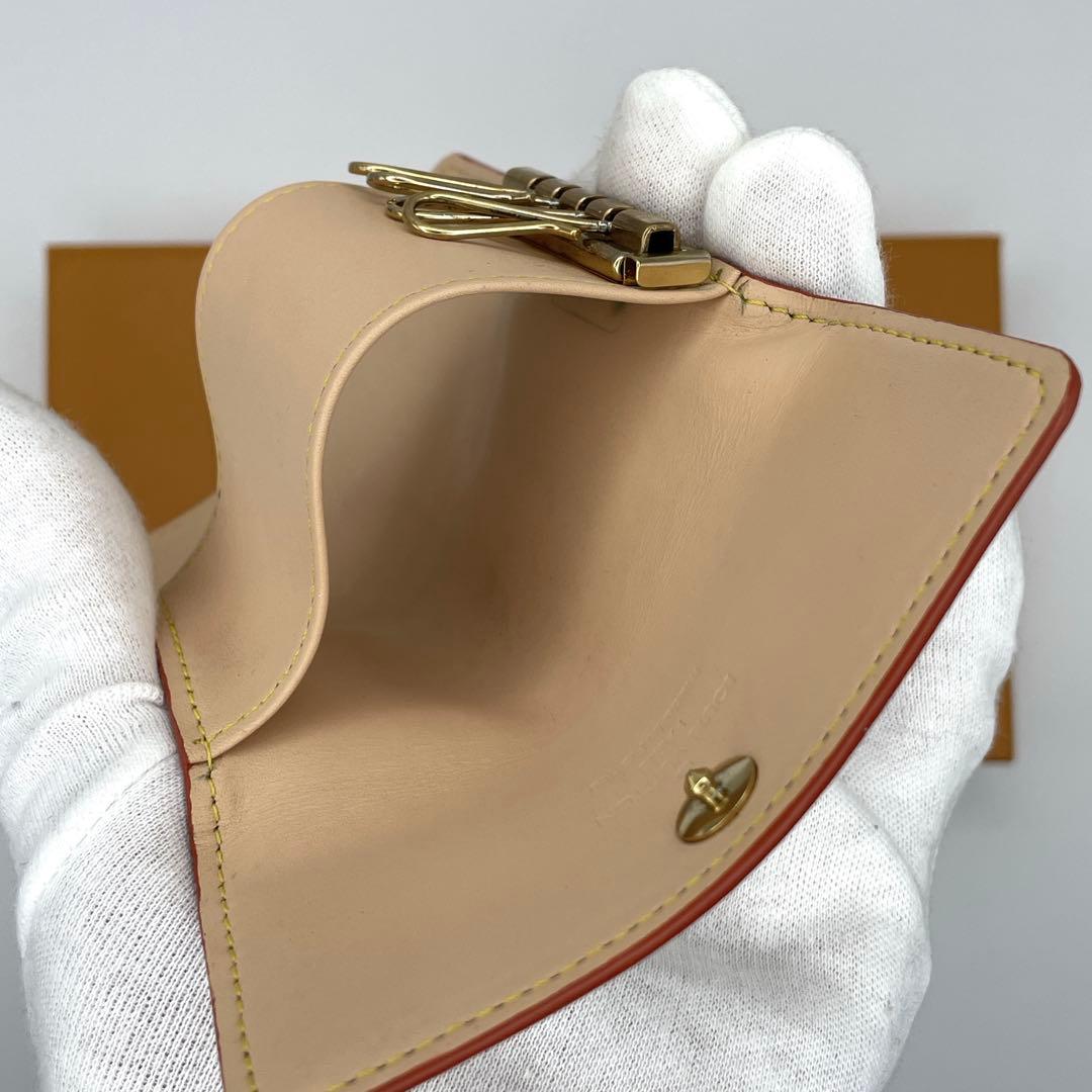 【美品✨希少】ルイヴィトン マルチカラー ミュルティクレ4 FL2047 白