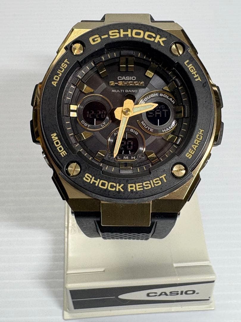 美品・取説・箱付❗️CASIO・G-SHOCK・GSTーW300G・電波ソーラー