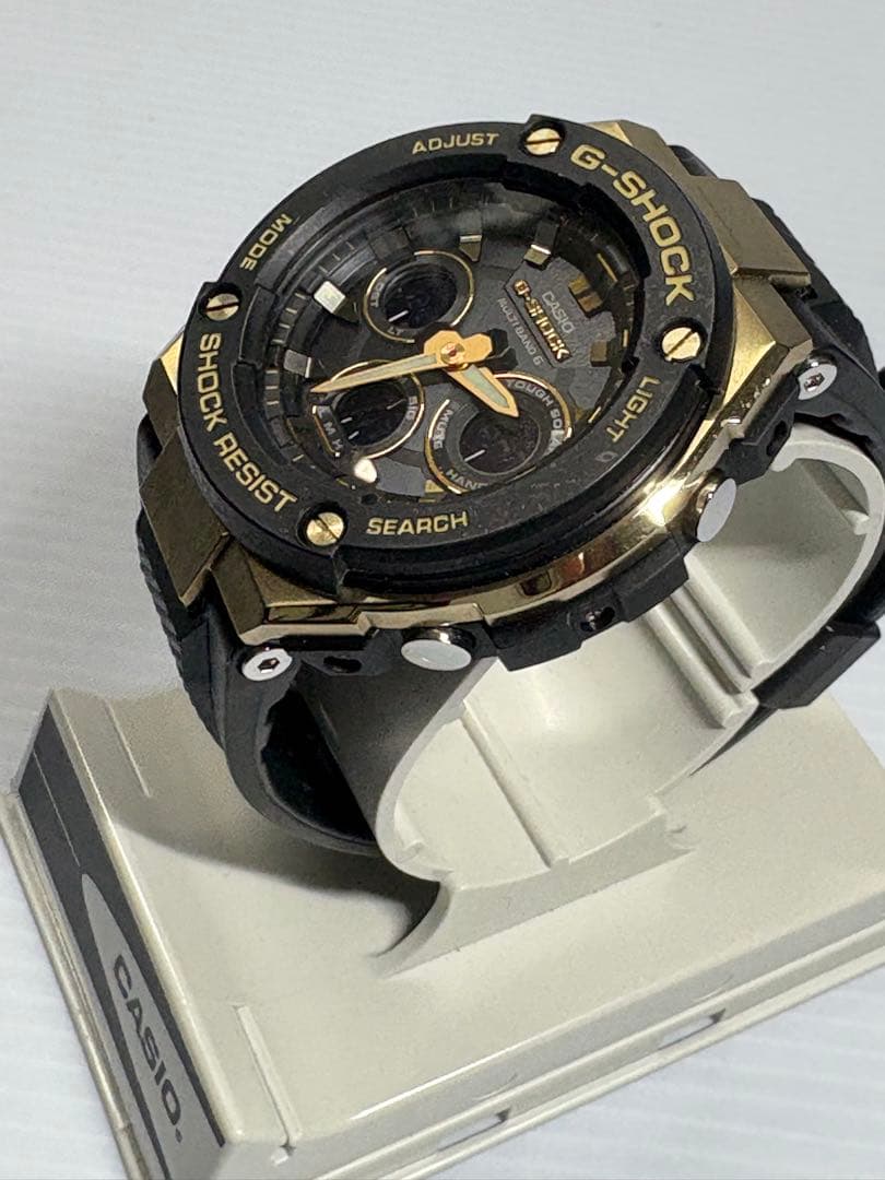 美品・取説・箱付❗️CASIO・G-SHOCK・GSTーW300G・電波ソーラー