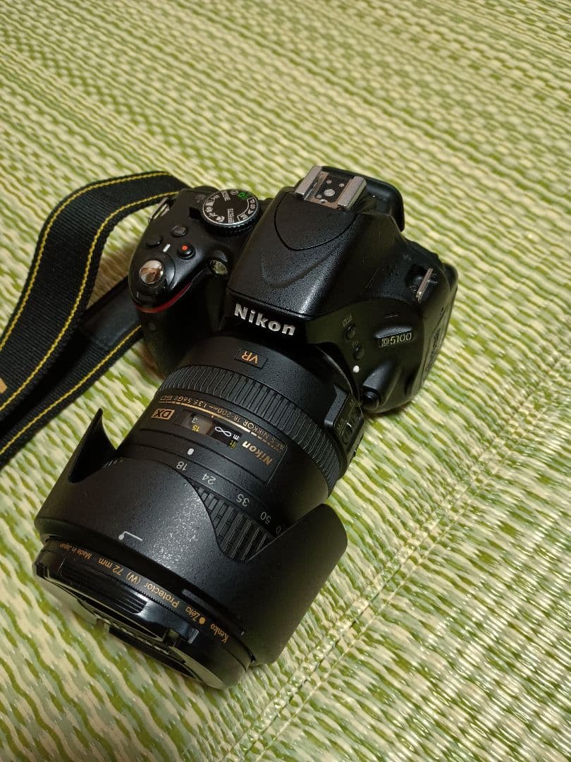 Nikon 一眼レフ 2台　レンズ18-55　18-200mm VR II