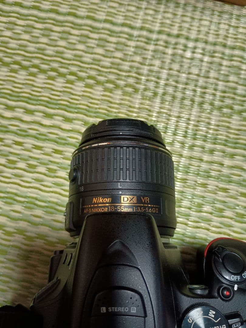 Nikon 一眼レフ 2台　レンズ18-55　18-200mm VR II