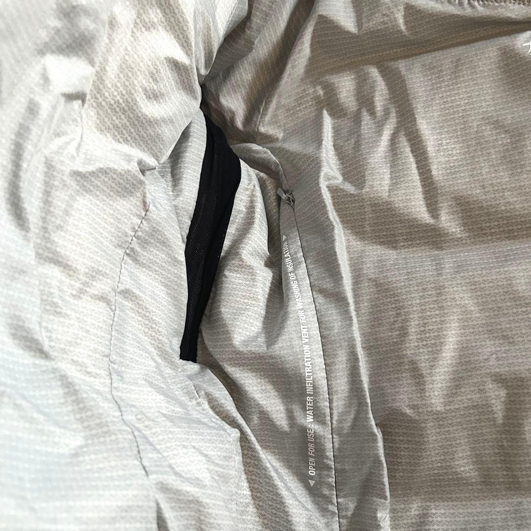 【専用】デサントオルテライン　水沢ダウン　S　マウンテニア　白　ホワイト