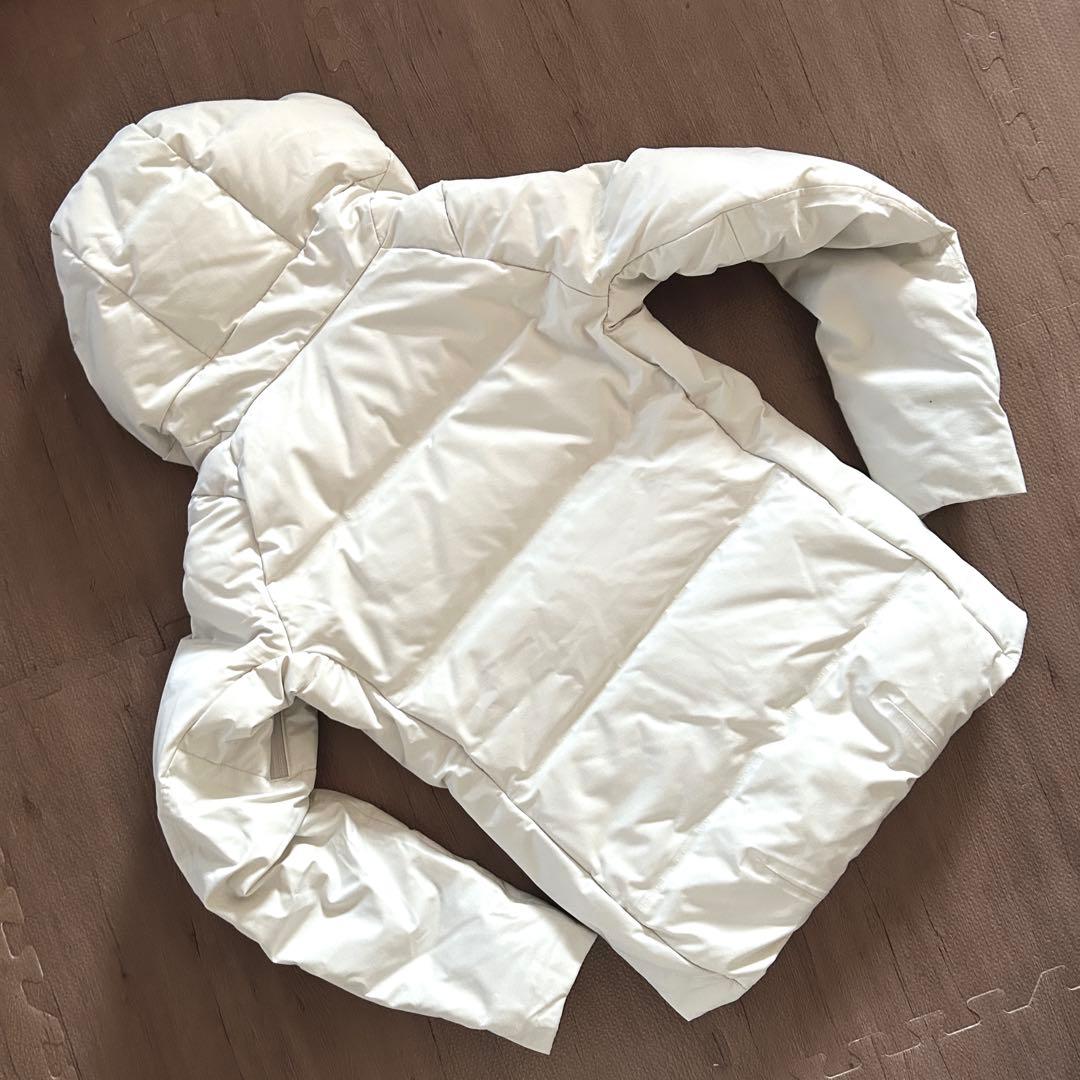 【専用】デサントオルテライン　水沢ダウン　S　マウンテニア　白　ホワイト