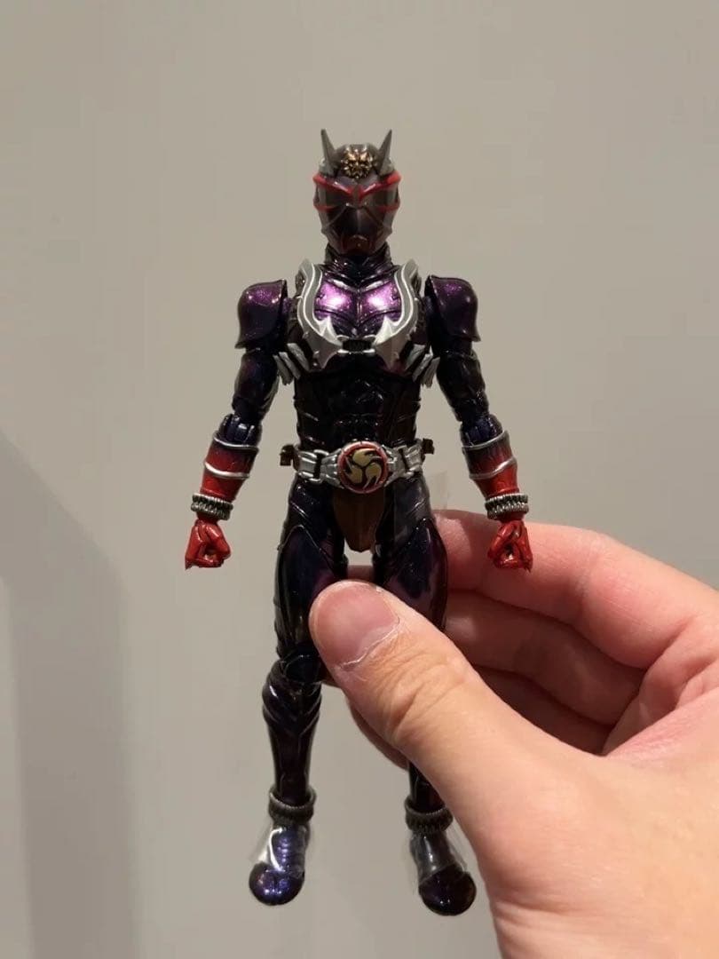 s.h.figuarts 仮面ライダー響鬼　轟鬼　威吹鬼　用　　腰パーツセット