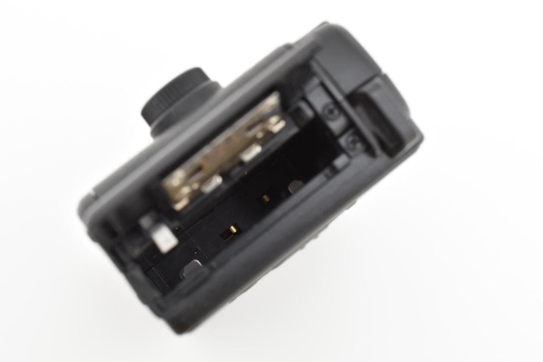 ★撮影枚数633枚・超美品★ペンタックス PENTAX Qボディ #21576