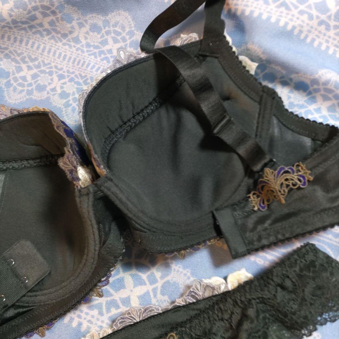 ワコールサルート　セットアップ　G 65 ＆ M 　新品