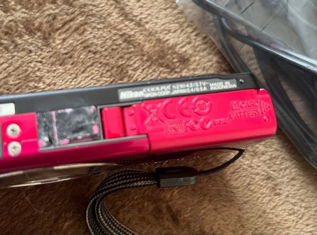 Nikon ニコン　COOLPIX S230 クールピクセル　デジカメ　コンデジ