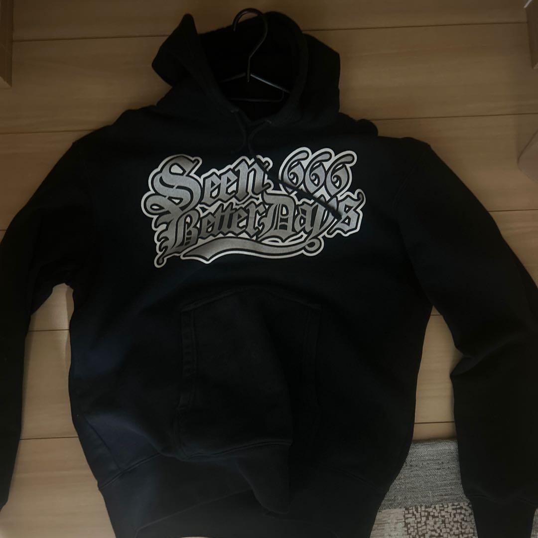 Seen 666 Better Days パーカーMIKADODAB着用