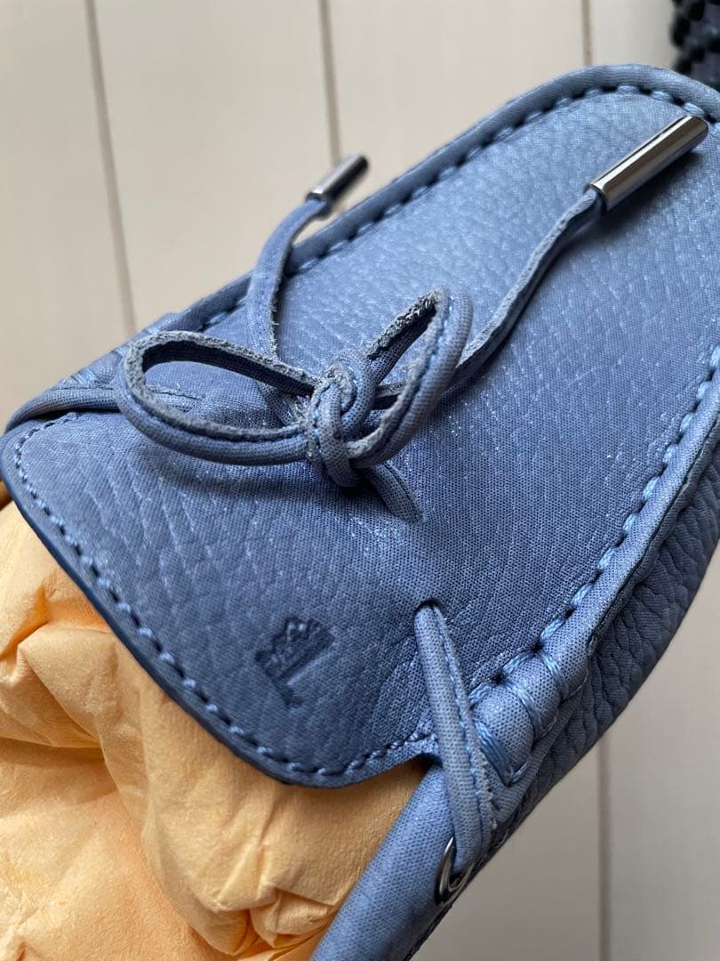 たぶちゃん　TOD'S ブルーレザー ローファー