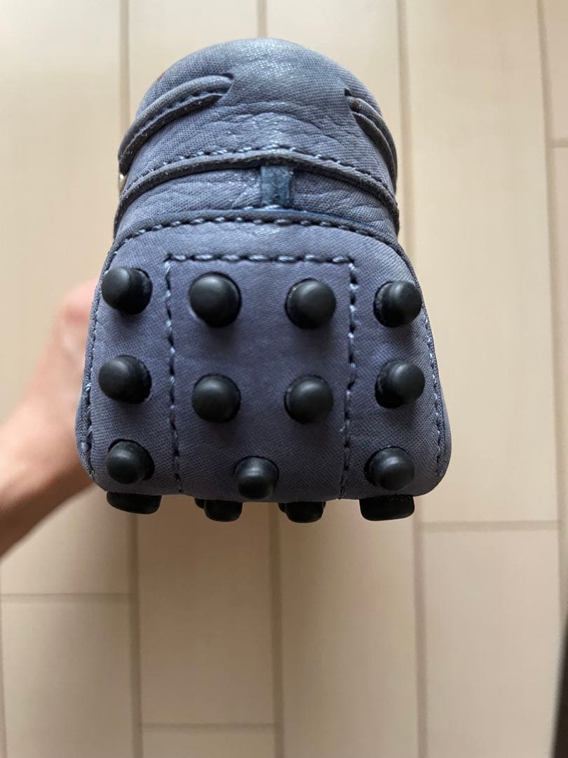 たぶちゃん　TOD'S ブルーレザー ローファー