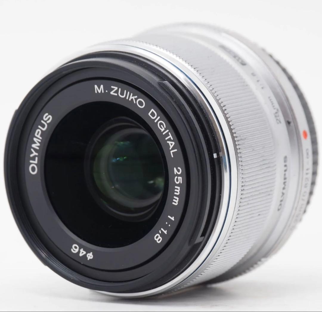 M.ZUIKO DIGITAL 25mm F1.8 シルバー