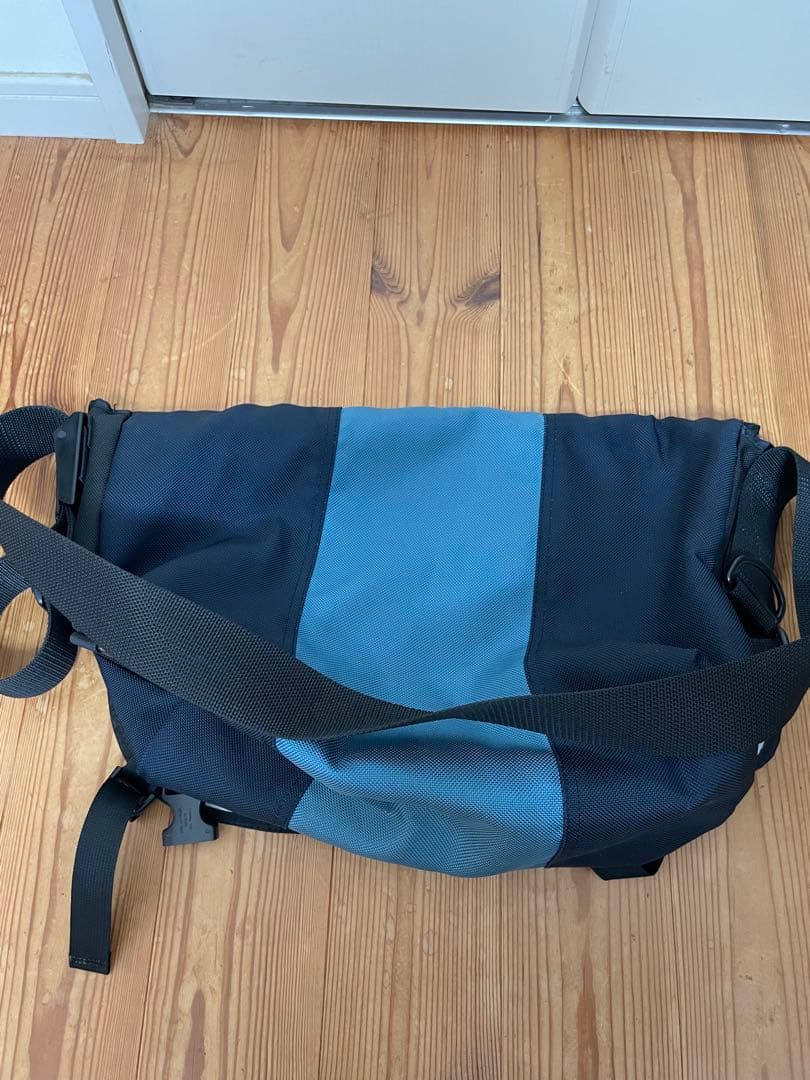 TIMBUK2 メッセンジャーバッグ　ネイビー/ブルー