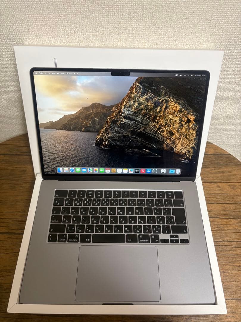 MacBook Air M2 メモリ8GB/SSD512GB 15インチ