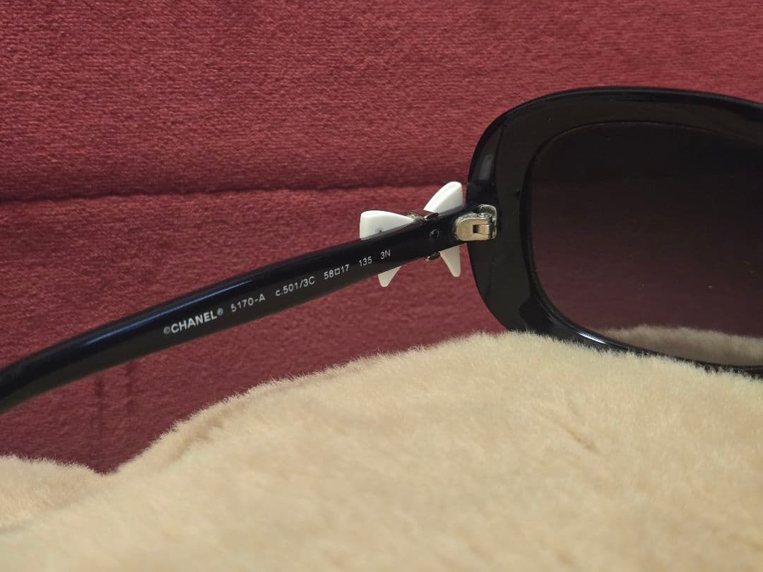 CHANEL ブラック サングラス リボン付き ケース付き