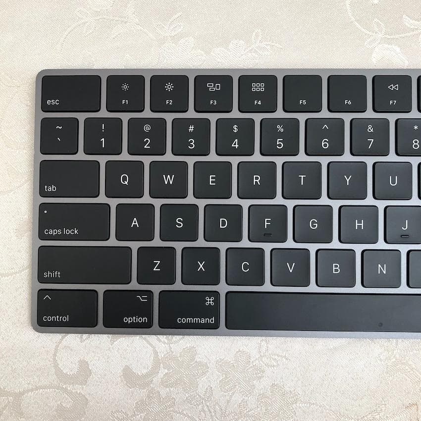 優良品｜スペースグレイ｜APPLE｜MAGIC KEYBOARD｜US配列｜純正