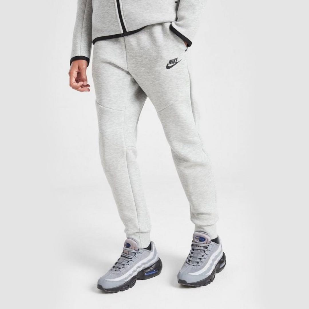 ナイキ テックフリースパンツ グレー キッズM オンライン完売品