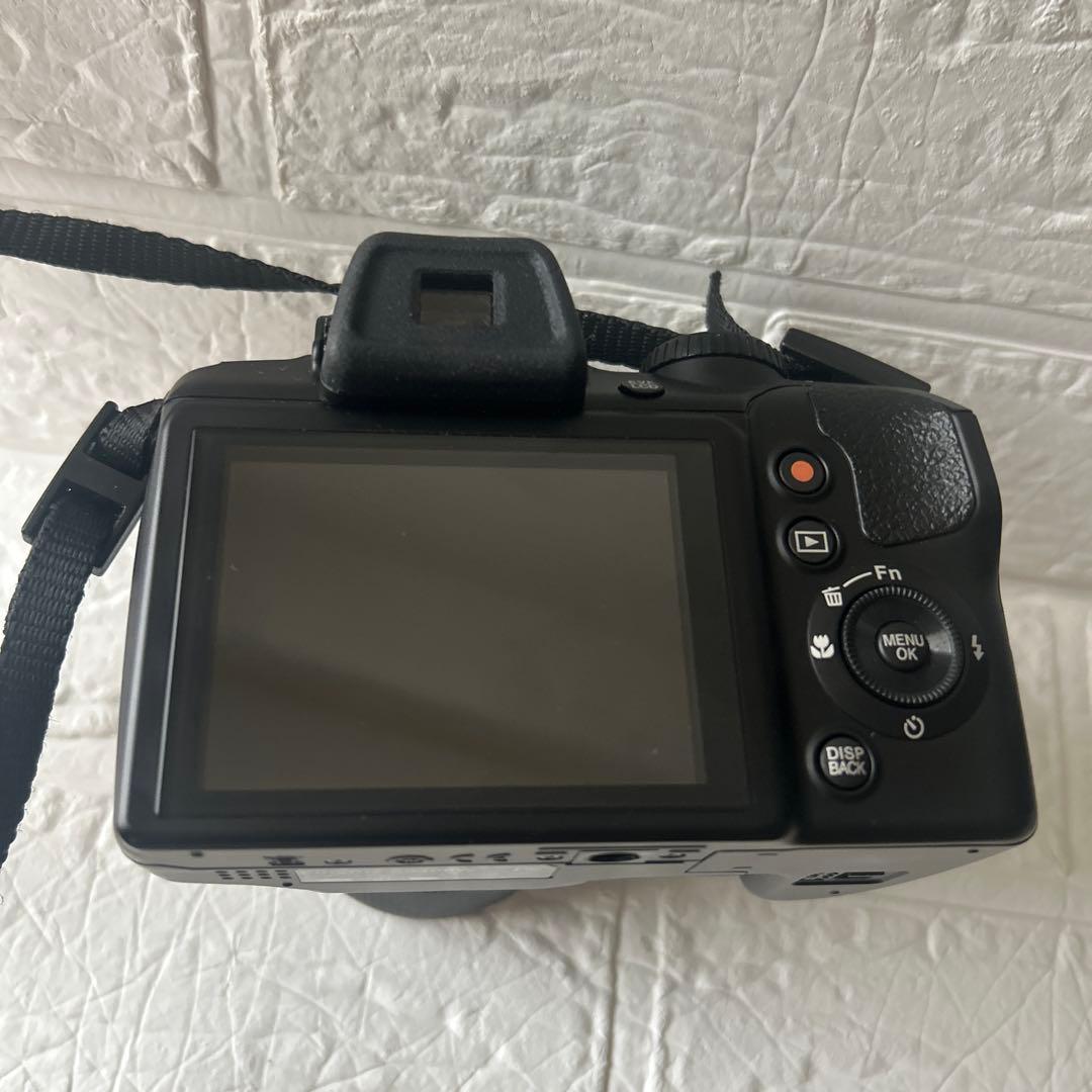 富士フイルム　FINE PIX. S9400W