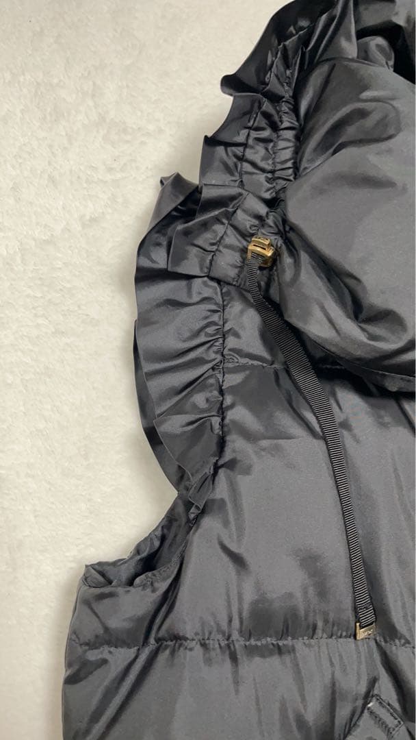 to be chic ダウンベスト ブラック ペプラム サイズ42