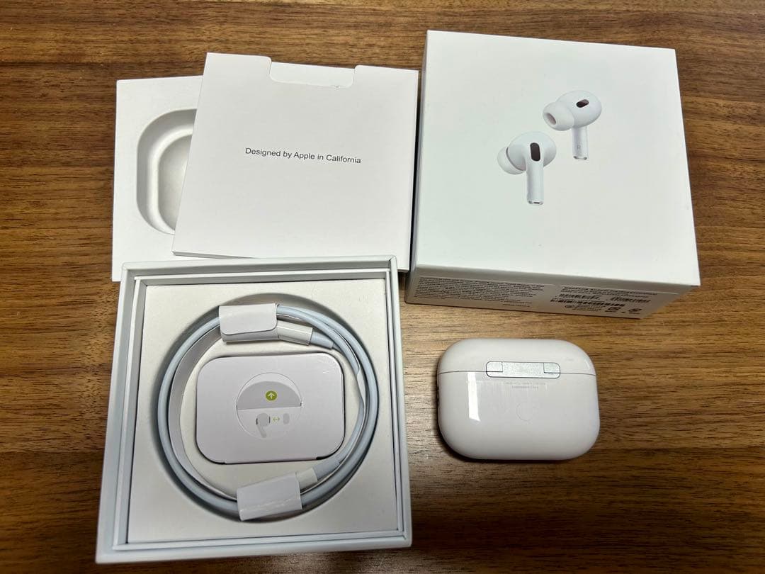 Apple AirPods Pro （第２世代）充電ケース、左耳イヤホン、その他