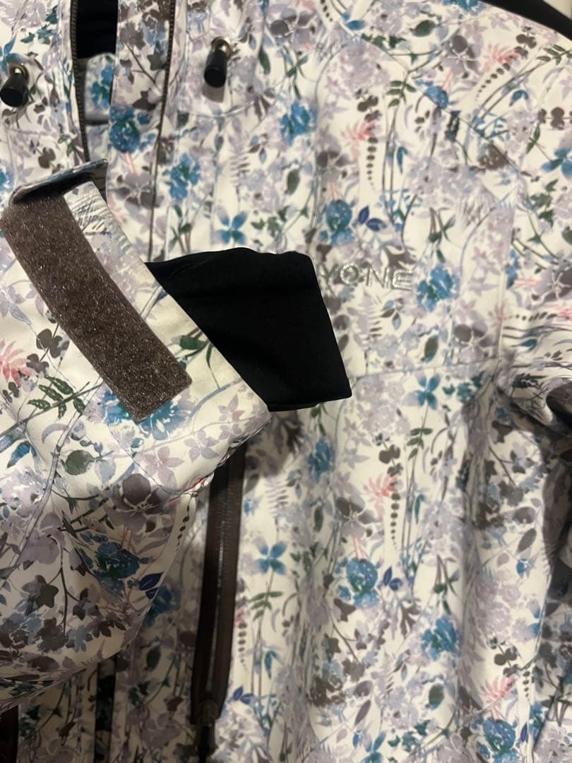 スキーウェア　上下　レディース