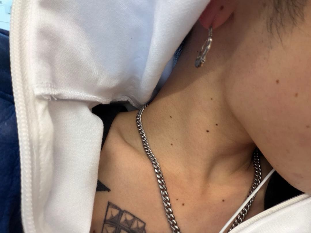 。　GB MOUTH ピアス　箱付き