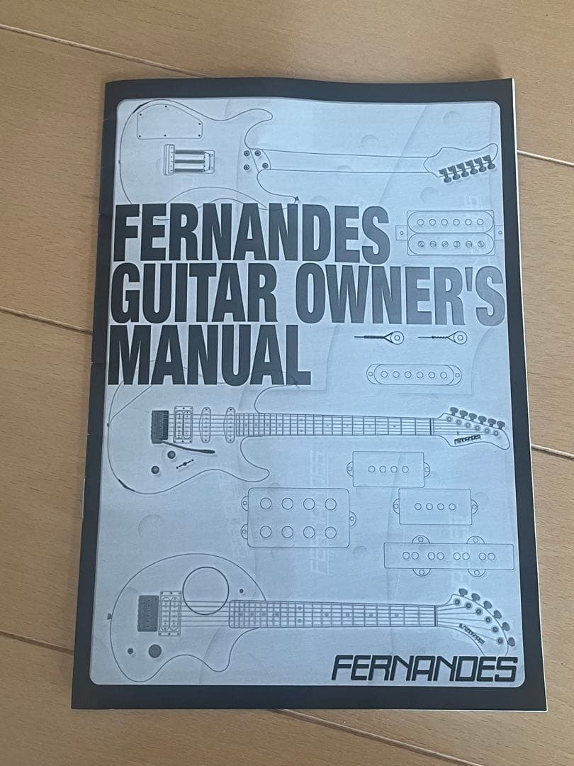 【貴重】フェルナンデス　ディズニーストア限定アコギ　オールドミッキー　スタンド付