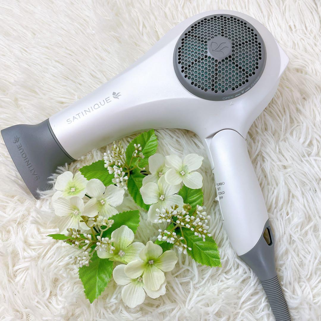 アムウェイ サテニーク バランスイオン ヘアドライヤー 100V