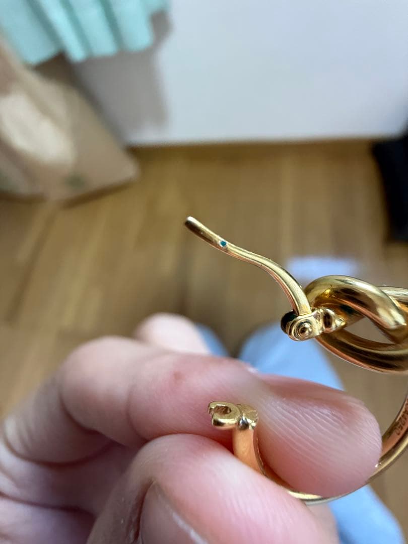 CELINE ノット スモール フープ ピアス(片耳用)