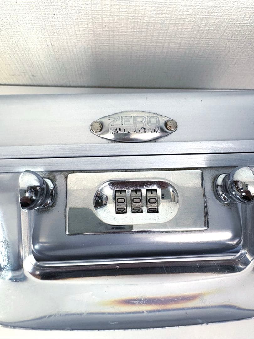 専用　USA製 ZERO HALLIBURTON ゼロハリバートン アタッシュ