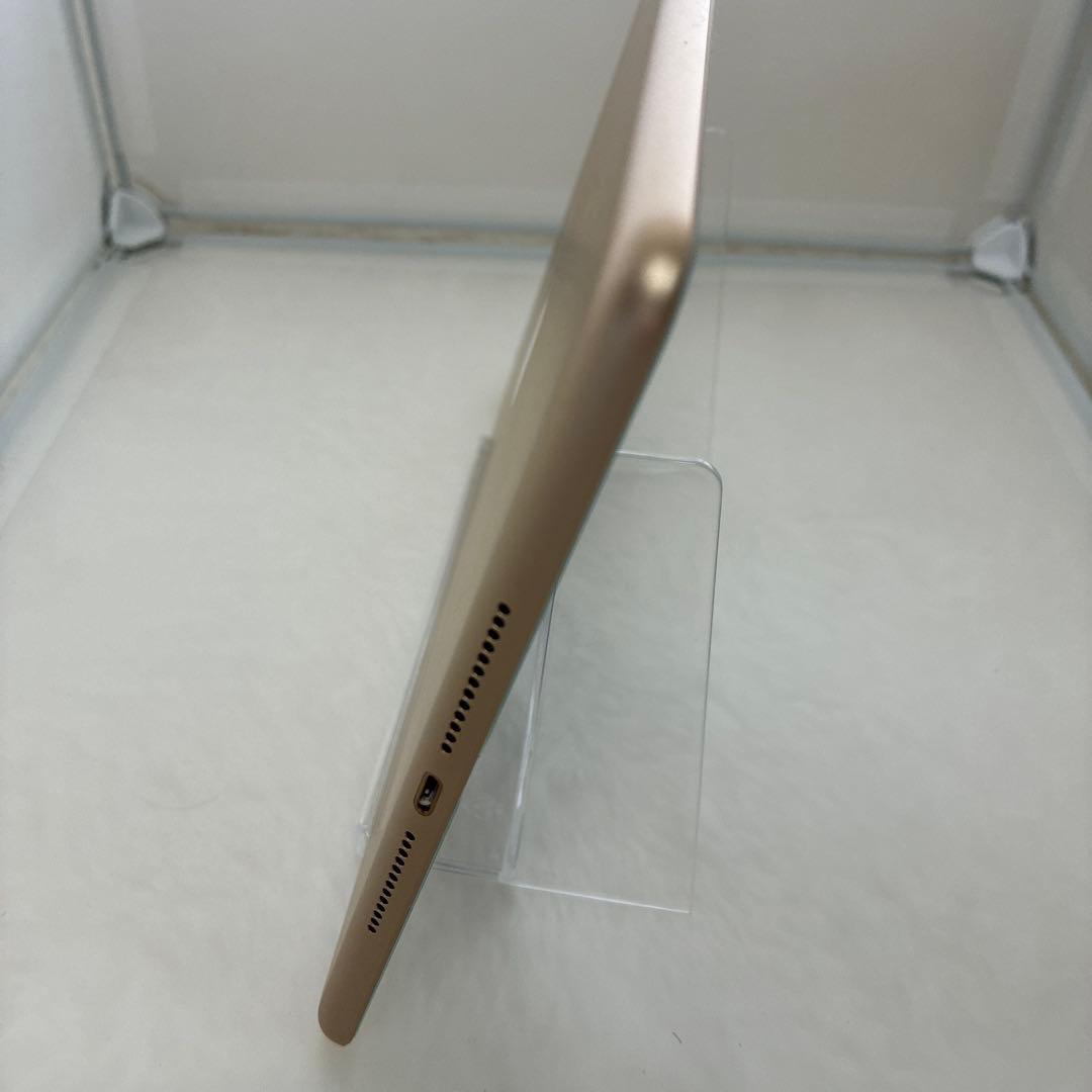 Apple iPad Wi-Fi + Cellular 32GB（ゴールド）