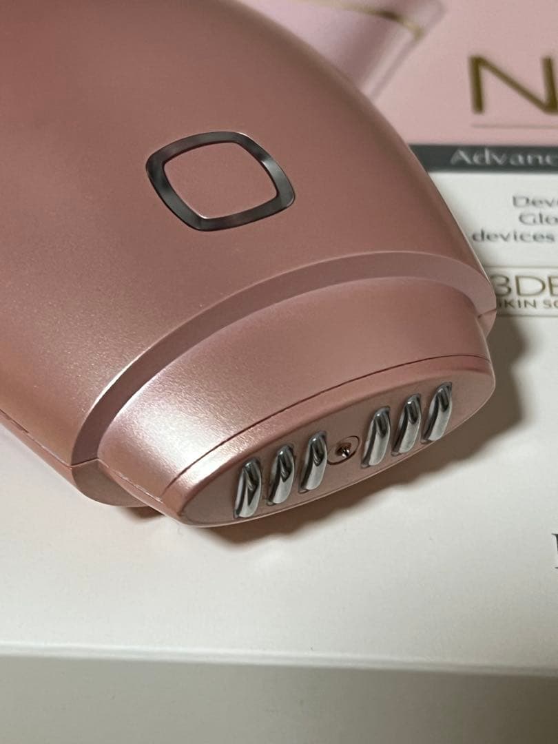 NEWAリフト美顔器