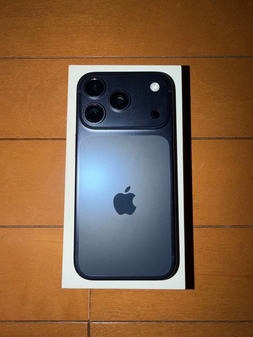 【海外版】iPhone 17Pro 512GB　希少品　物理SIM可