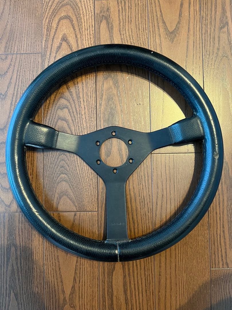 MOMO C38 ステアリング スズキジムニーJA11 スズキ純正オプション