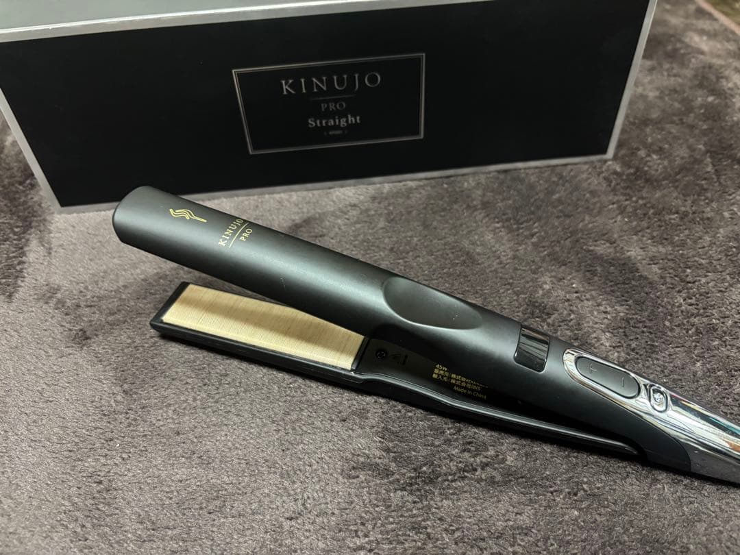 箱・保証書付 KINUJO PRO 絹女 ストレートアイロン プロ KP001