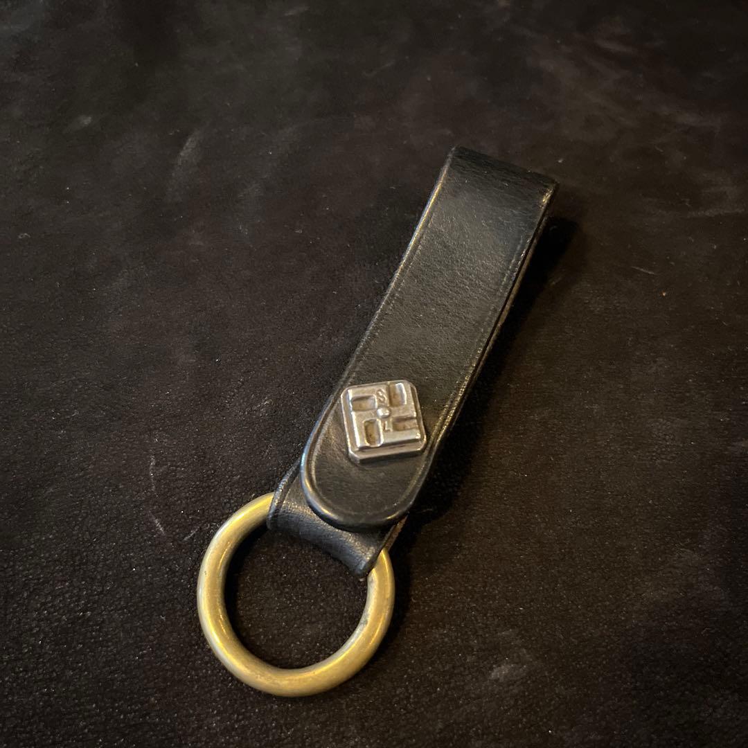 ストップライト stopLight キーホルダー レザー シルバー