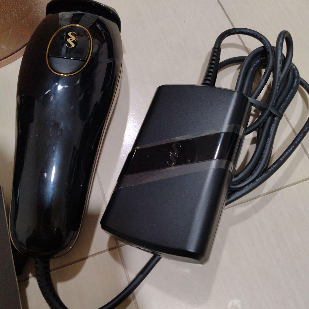 Smoothskin Pure IPL脱毛器 バニティバック付き