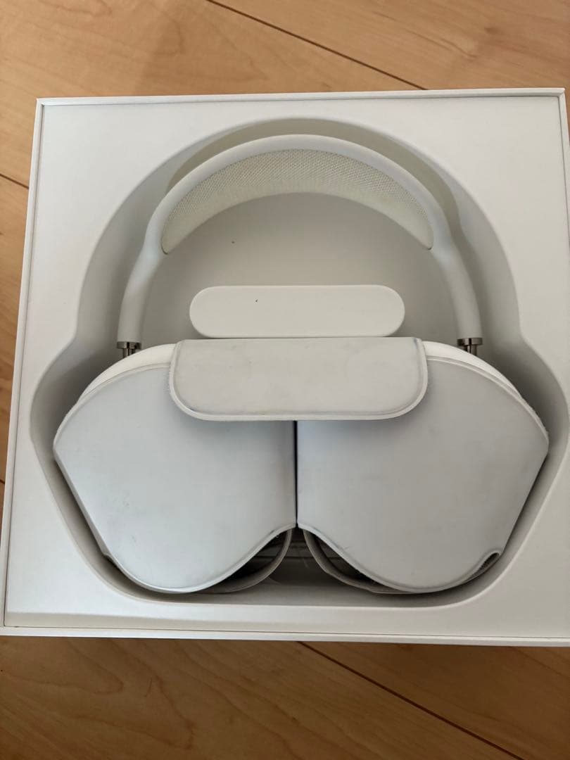 Air Pods Max シルバー