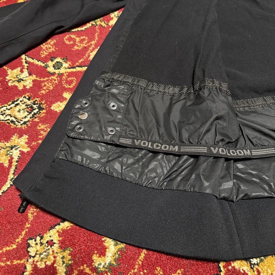 VOLCOM ボルコム スノーボードジャケット 黒