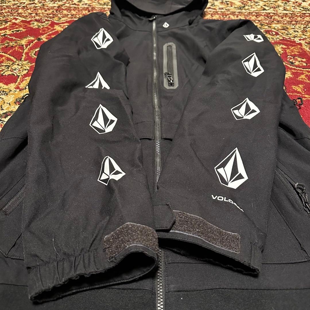 VOLCOM ボルコム スノーボードジャケット 黒
