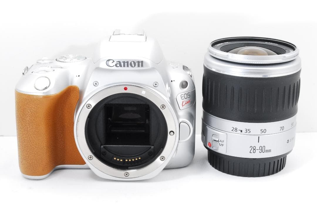 希少シルバーカラー Canon EOS kiss x9 Wi-Fi機能搭載！