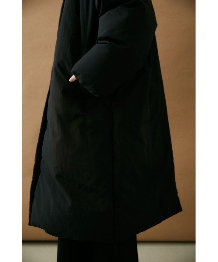 BLACK by moussy：フード付きロングダウンジャケット
