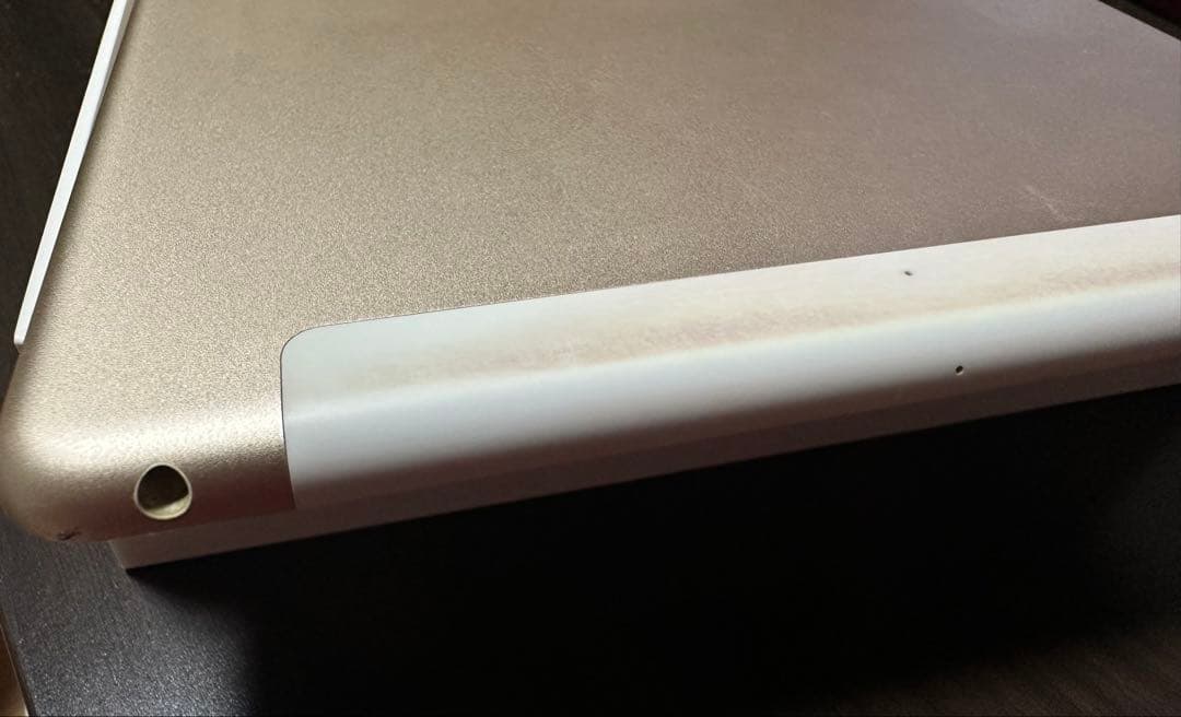 Apple iPad 第5世代32GB ゴールド