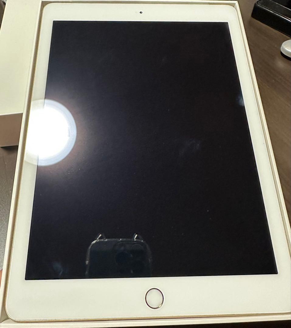 Apple iPad 第5世代32GB ゴールド