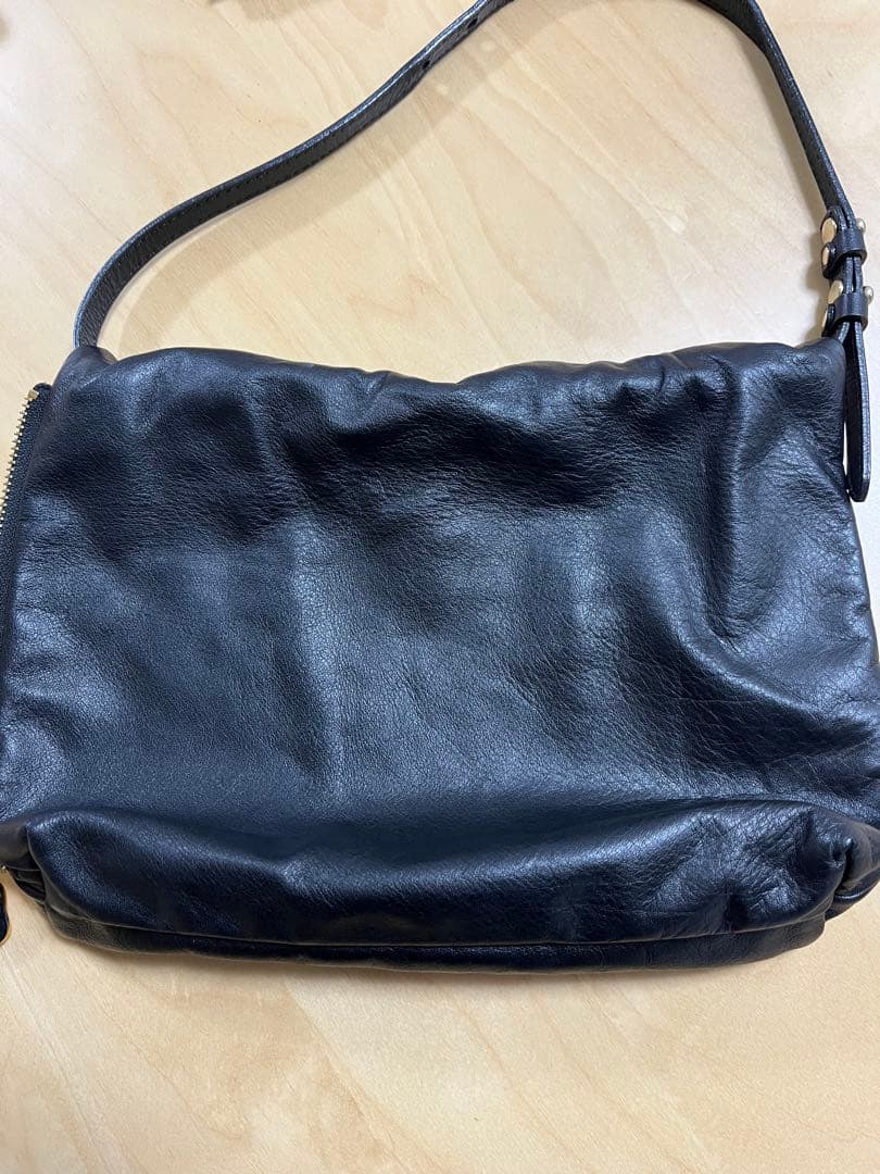 gem_by russet レザーワンハンドルバック